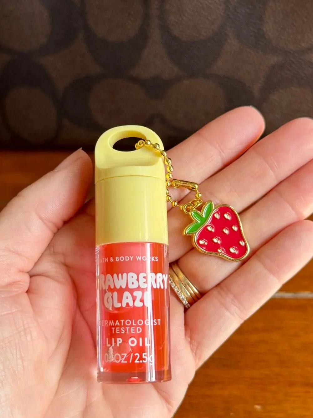 NEW Lip Oil Strawberry Glaze Bath & Body Works